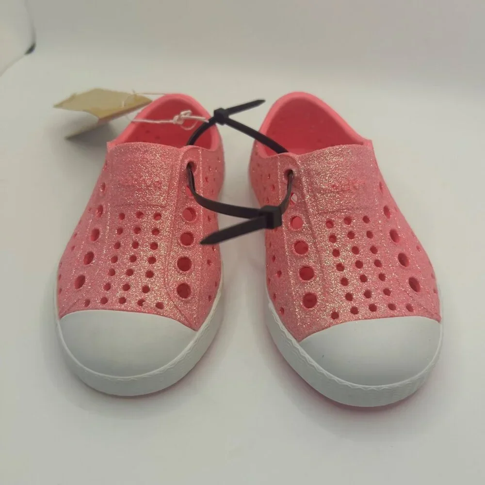 NWT Native Shoes Jefferson Bling Girl's Water Shoes pink sparkle white shell c5